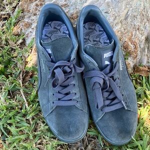 Puma Gray Suede Mens size 10
